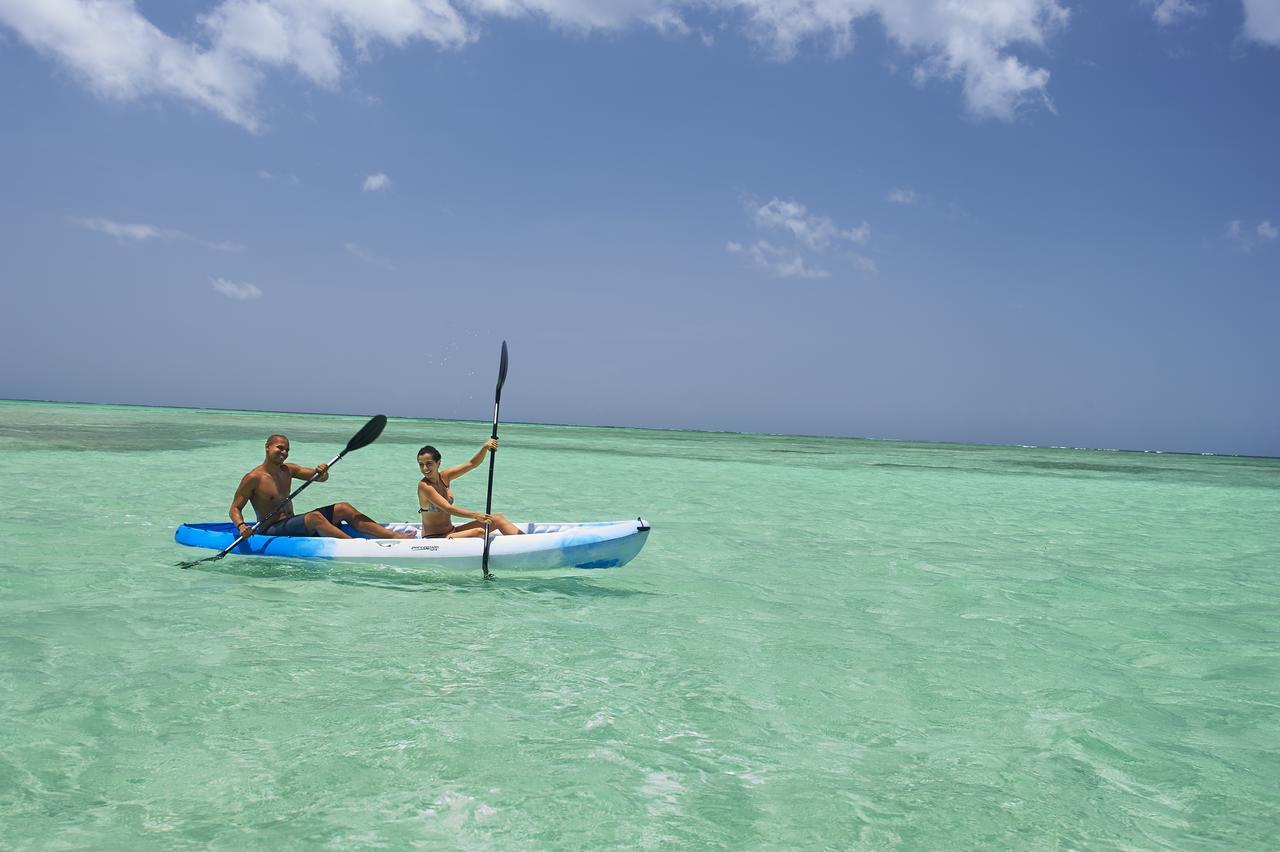 Mount Irvine Bay Resort Black Rock Bagian luar foto